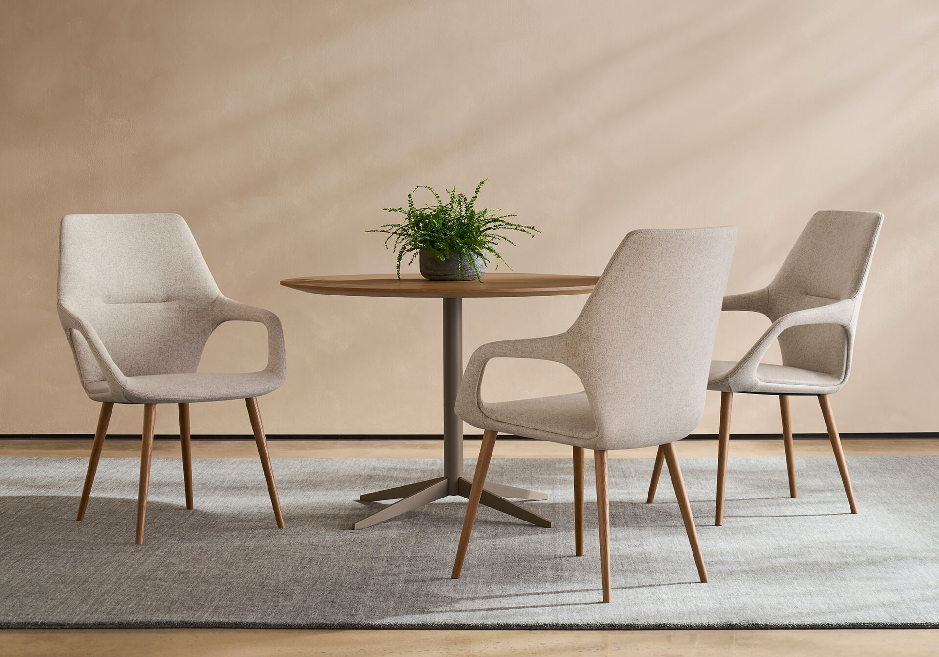 ダイニングテーブル mez Mez Cafe | Davis Furniture